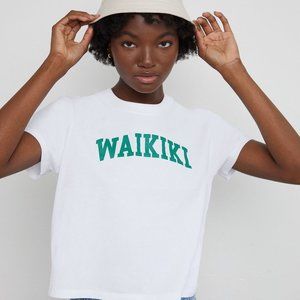 Main Character Aritzia Cotton Twill Bucket Hat Size XS/S *NWT